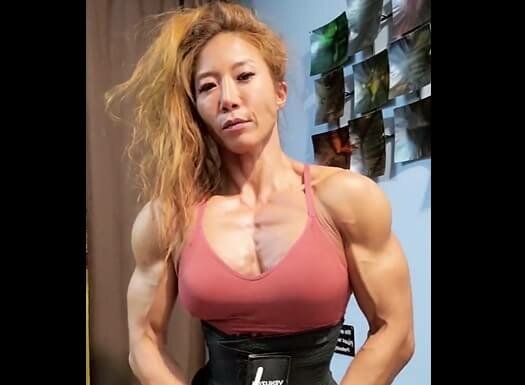 Asian Fitness Model & Muscle Girl Collection