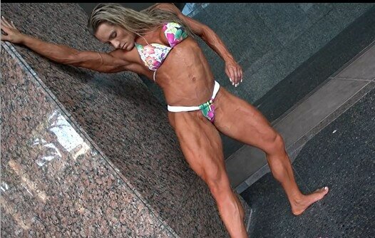 Loana Muttoni Abs of Steel Flex in Sexy Floral Bikini