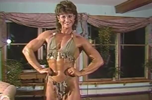 Retro FBB Ripped MILF Flex